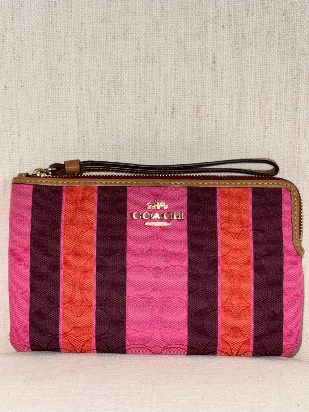COACH Plum, Fuchsia & Orange Striped Signature Wristlet EUC - Picture 1 of 11